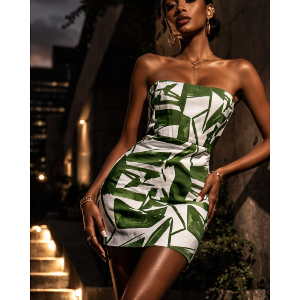 Alice + Olivia Strapless Dress, NWT